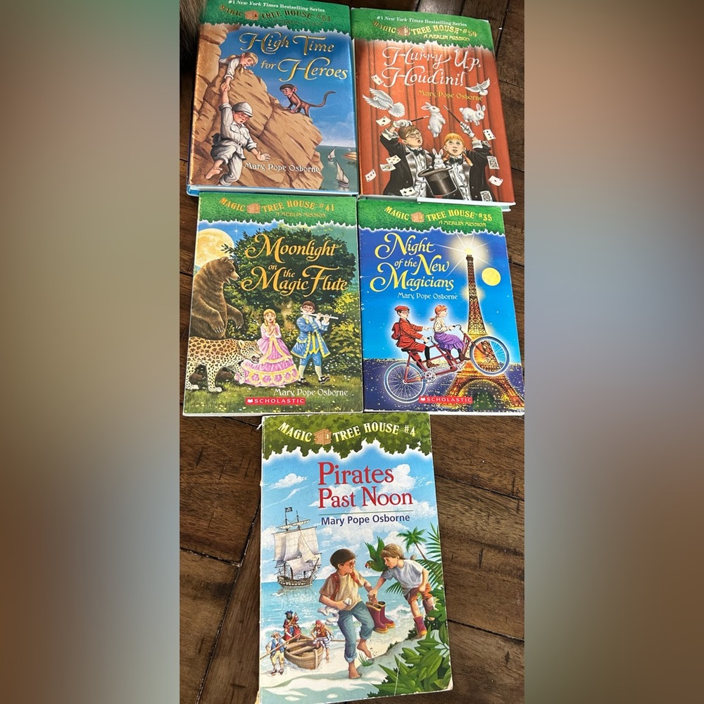 Magic Tree House Books by Mary Pope Osborne